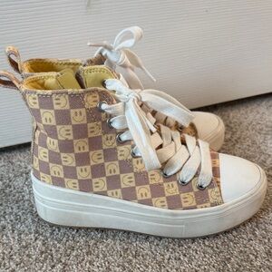 Art Class Brown and Cream High-Top Sneakers